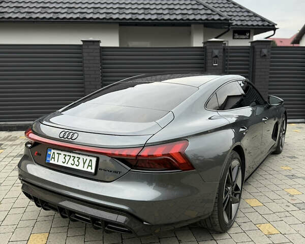 Ауді RS e-tron GT 2021 у Коломые на Automoto.ua Сірий Ауді RS e-tron GT, об'ємом двигуна 0 л та пробігом 58 тис. км за 58000 $, фото 12 на Automoto.ua