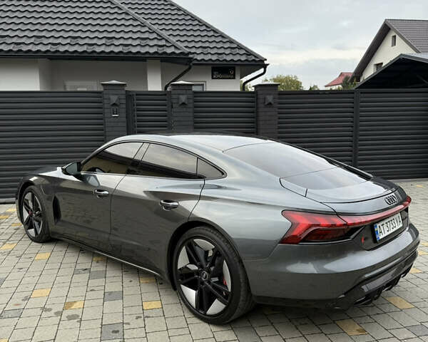 Ауді RS e-tron GT 2021 у Коломые на Automoto.ua Сірий Ауді RS e-tron GT, об'ємом двигуна 0 л та пробігом 58 тис. км за 58000 $, фото 13 на Automoto.ua