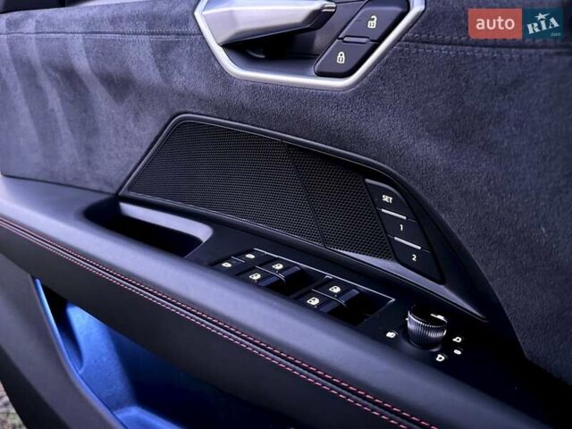 Серый Ауди RS e-tron GT, объемом двигателя 0 л и пробегом 48 тыс. км за 65500 $, фото 57 на Automoto.ua