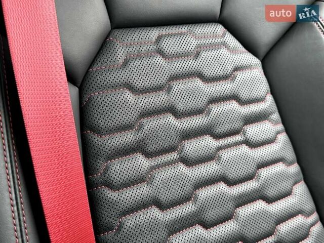 Серый Ауди RS e-tron GT, объемом двигателя 0 л и пробегом 48 тыс. км за 65500 $, фото 50 на Automoto.ua