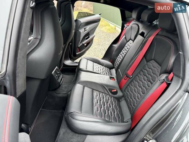 Серый Ауди RS e-tron GT, объемом двигателя 0 л и пробегом 48 тыс. км за 67700 $, фото 40 на Automoto.ua