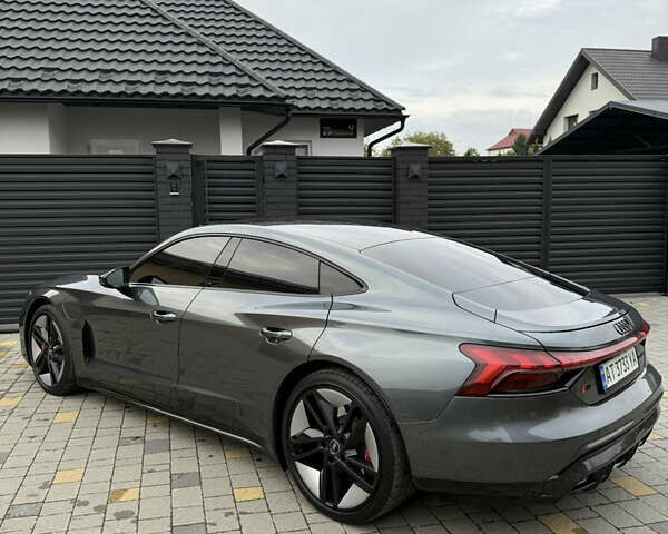 Ауді RS e-tron GT 2021 у Коломые на Automoto.ua Сірий Ауді RS e-tron GT, об'ємом двигуна 0 л та пробігом 58 тис. км за 58000 $, фото 11 на Automoto.ua