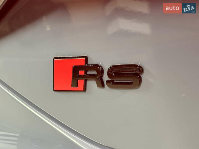 Серый Ауди RS e-tron GT, объемом двигателя 0 л и пробегом 4 тыс. км за 83800 $, фото 39 на Automoto.ua