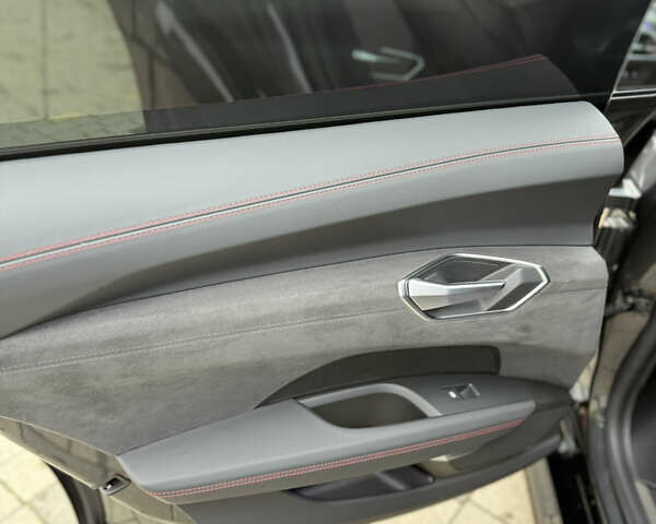 Ауді RS e-tron GT 2021 у Коломые на Automoto.ua Сірий Ауді RS e-tron GT, об'ємом двигуна 0 л та пробігом 58 тис. км за 58000 $, фото 28 на Automoto.ua