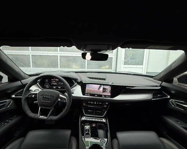 Ауді RS e-tron GT 2021 у Коломые на Automoto.ua Сірий Ауді RS e-tron GT, об'ємом двигуна 0 л та пробігом 58 тис. км за 58000 $, фото 34 на Automoto.ua