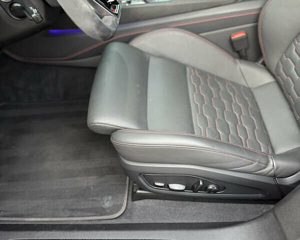 Ауді RS e-tron GT 2021 у Коломые на Automoto.ua Сірий Ауді RS e-tron GT, об'ємом двигуна 0 л та пробігом 58 тис. км за 58000 $, фото 23 на Automoto.ua