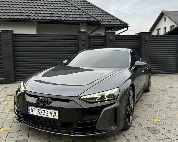 Ауді RS e-tron GT 2021 у Коломые на Automoto.ua Сірий Ауді RS e-tron GT, об'ємом двигуна 0 л та пробігом 58 тис. км за 58000 $, фото 9 на Automoto.ua