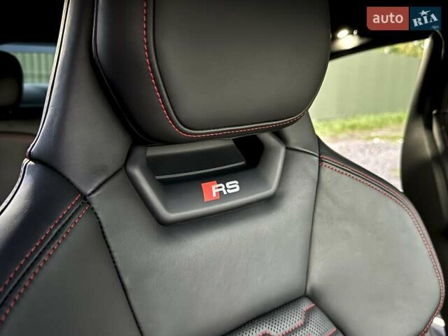 Серый Ауди RS e-tron GT, объемом двигателя 0 л и пробегом 48 тыс. км за 67700 $, фото 65 на Automoto.ua