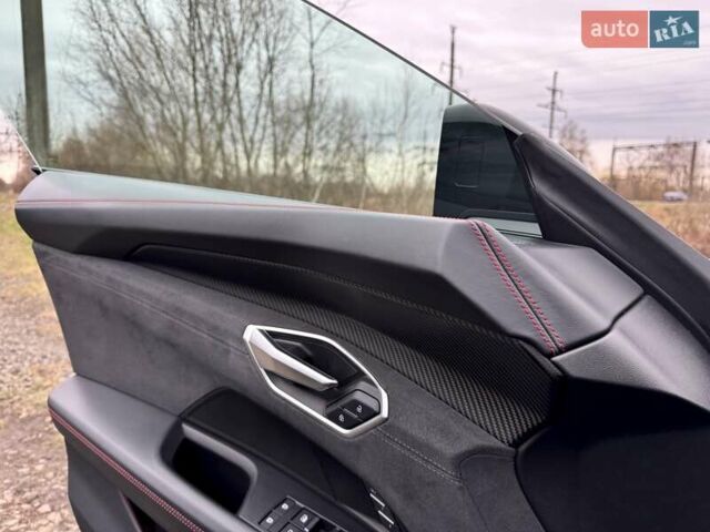 Серый Ауди RS e-tron GT, объемом двигателя 0 л и пробегом 48 тыс. км за 67700 $, фото 27 на Automoto.ua
