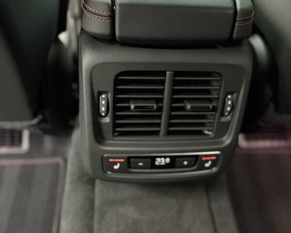 Ауді RS e-tron GT 2021 у Коломые на Automoto.ua Сірий Ауді RS e-tron GT, об'ємом двигуна 0 л та пробігом 58 тис. км за 58000 $, фото 32 на Automoto.ua