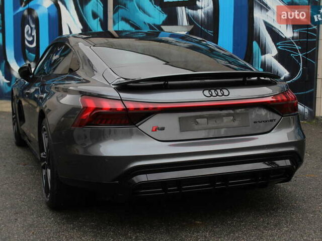Сірий Ауді RS e-tron GT, об'ємом двигуна 0 л та пробігом 34 тис. км за 73800 $, фото 10 на Automoto.ua