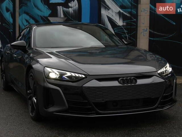 Сірий Ауді RS e-tron GT, об'ємом двигуна 0 л та пробігом 34 тис. км за 73800 $, фото 3 на Automoto.ua