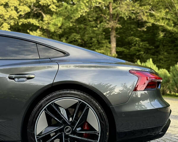Сірий Ауді RS e-tron GT, об'ємом двигуна 0 л та пробігом 31 тис. км за 80000 $, фото 9 на Automoto.ua