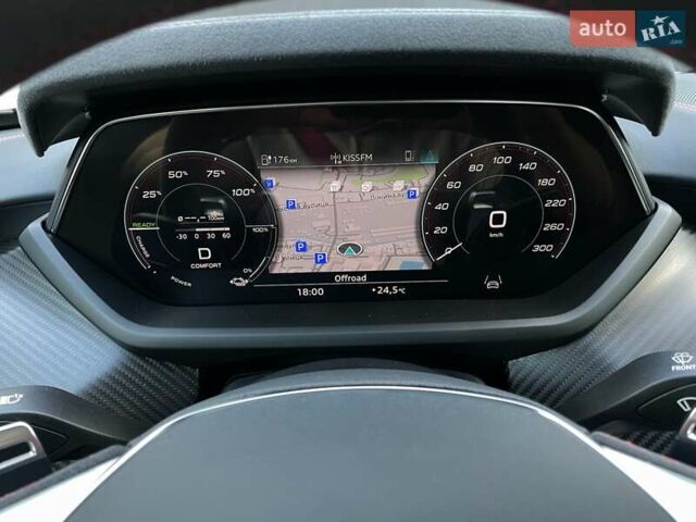 Сірий Ауді RS e-tron GT, об'ємом двигуна 0 л та пробігом 51 тис. км за 71900 $, фото 80 на Automoto.ua