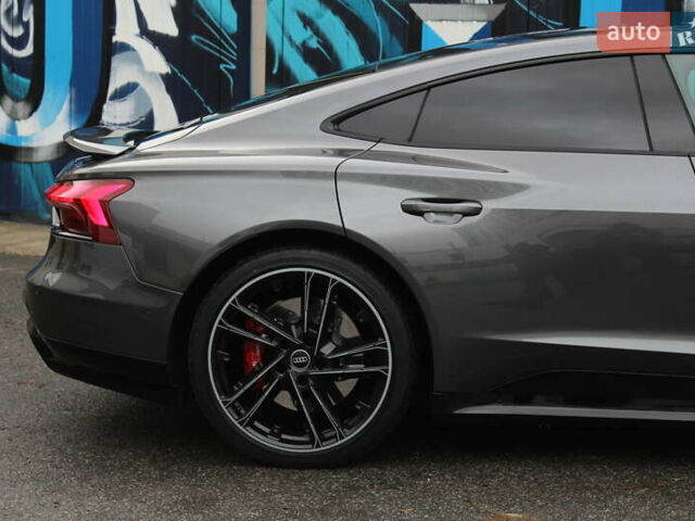 Сірий Ауді RS e-tron GT, об'ємом двигуна 0 л та пробігом 34 тис. км за 73800 $, фото 6 на Automoto.ua