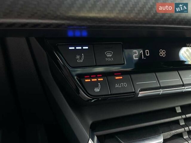 Сірий Ауді RS e-tron GT, об'ємом двигуна 0 л та пробігом 51 тис. км за 71900 $, фото 60 на Automoto.ua