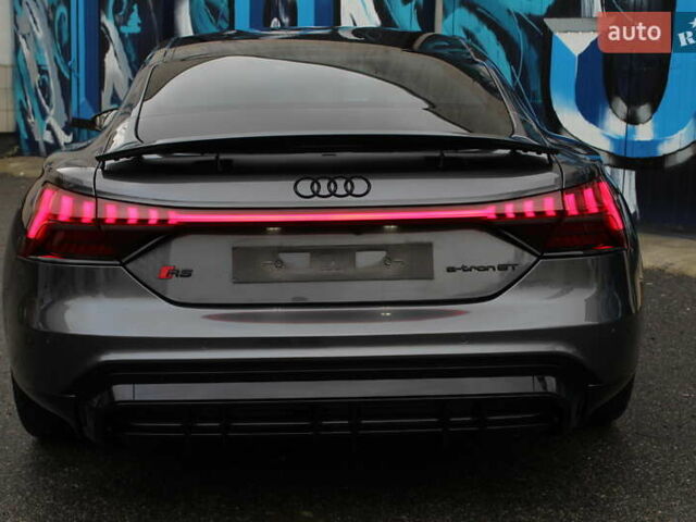 Сірий Ауді RS e-tron GT, об'ємом двигуна 0 л та пробігом 34 тис. км за 73800 $, фото 11 на Automoto.ua
