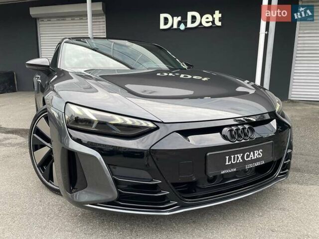 Сірий Ауді RS e-tron GT, об'ємом двигуна 0 л та пробігом 51 тис. км за 71900 $, фото 5 на Automoto.ua