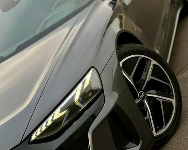 Сірий Ауді RS e-tron GT, об'ємом двигуна 0 л та пробігом 46 тис. км за 74900 $, фото 8 на Automoto.ua