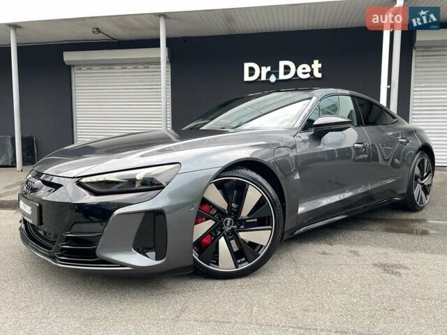 Сірий Ауді RS e-tron GT, об'ємом двигуна 0 л та пробігом 51 тис. км за 71900 $, фото 15 на Automoto.ua