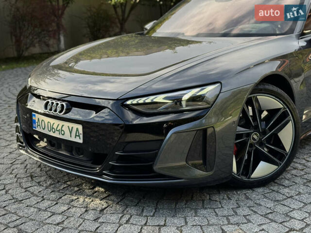 Сірий Ауді RS e-tron GT, об'ємом двигуна 0 л та пробігом 31 тис. км за 80000 $, фото 4 на Automoto.ua