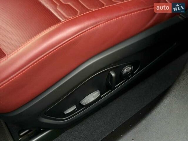 Сірий Ауді RS e-tron GT, об'ємом двигуна 0 л та пробігом 46 тис. км за 74900 $, фото 40 на Automoto.ua