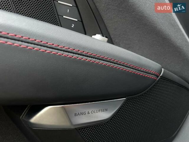Сірий Ауді RS e-tron GT, об'ємом двигуна 0 л та пробігом 51 тис. км за 71900 $, фото 46 на Automoto.ua