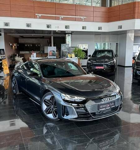 Сірий Ауді RS e-tron GT, об'ємом двигуна 0 л та пробігом 17 тис. км за 72000 $, фото 8 на Automoto.ua