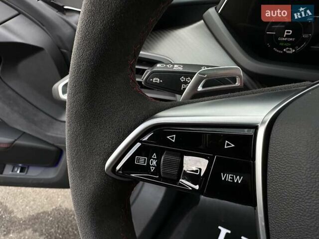 Сірий Ауді RS e-tron GT, об'ємом двигуна 0 л та пробігом 24 тис. км за 79900 $, фото 67 на Automoto.ua