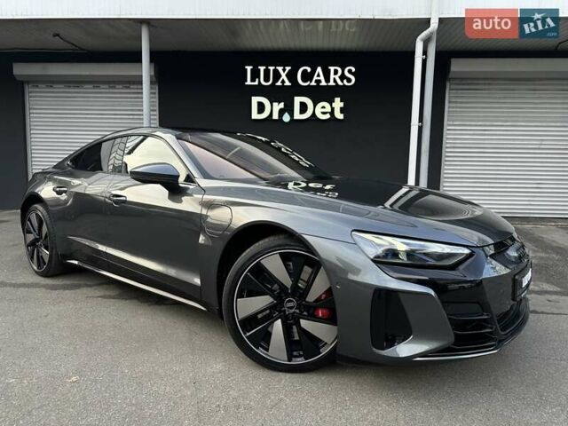 Сірий Ауді RS e-tron GT, об'ємом двигуна 0 л та пробігом 24 тис. км за 79900 $, фото 17 на Automoto.ua