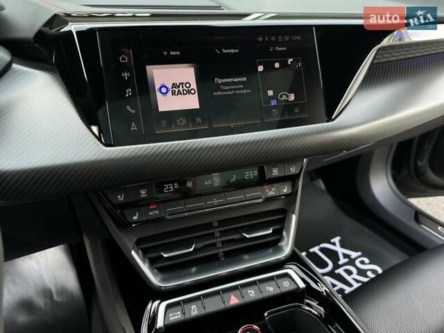 Сірий Ауді RS e-tron GT, об'ємом двигуна 0 л та пробігом 24 тис. км за 79900 $, фото 56 на Automoto.ua