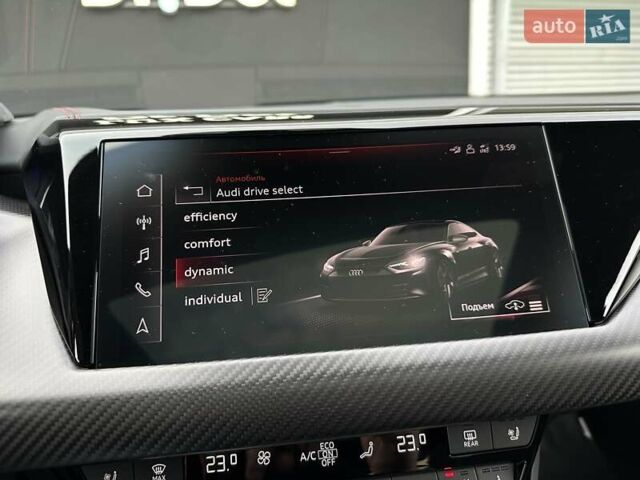 Сірий Ауді RS e-tron GT, об'ємом двигуна 0 л та пробігом 24 тис. км за 79900 $, фото 81 на Automoto.ua