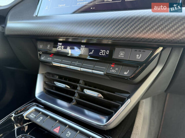 Ауді RS e-tron GT 2023 у Харкові на Automoto.ua Сірий Ауді RS e-tron GT, об'ємом двигуна 0 л та пробігом 11 тис. км за 98000 $, фото 37 на Automoto.ua