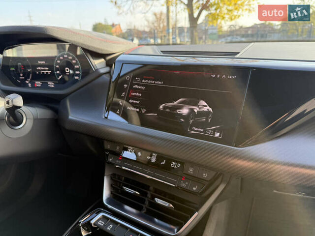 Ауді RS e-tron GT 2023 у Харкові на Automoto.ua Сірий Ауді RS e-tron GT, об'ємом двигуна 0 л та пробігом 11 тис. км за 98000 $, фото 36 на Automoto.ua