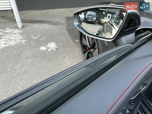 Сірий Ауді RS e-tron GT, об'ємом двигуна 0 л та пробігом 24 тис. км за 79900 $, фото 40 на Automoto.ua