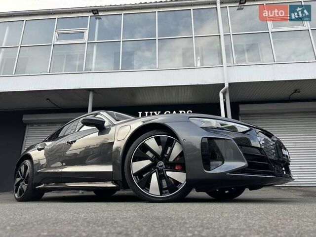 Сірий Ауді RS e-tron GT, об'ємом двигуна 0 л та пробігом 24 тис. км за 79900 $, фото 18 на Automoto.ua