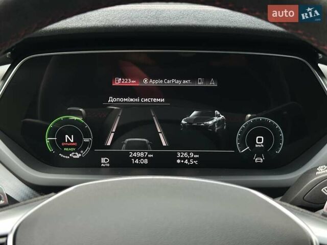 Сірий Ауді RS e-tron GT, об'ємом двигуна 0 л та пробігом 24 тис. км за 79900 $, фото 95 на Automoto.ua