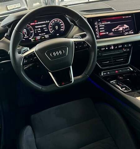 Сірий Ауді RS e-tron GT, об'ємом двигуна 0 л та пробігом 17 тис. км за 72000 $, фото 20 на Automoto.ua