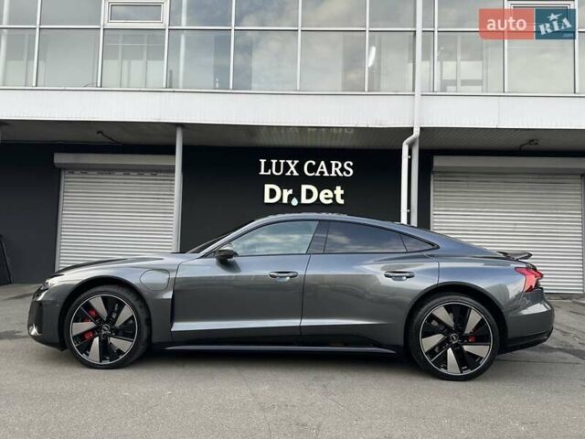Сірий Ауді RS e-tron GT, об'ємом двигуна 0 л та пробігом 24 тис. км за 79900 $, фото 25 на Automoto.ua