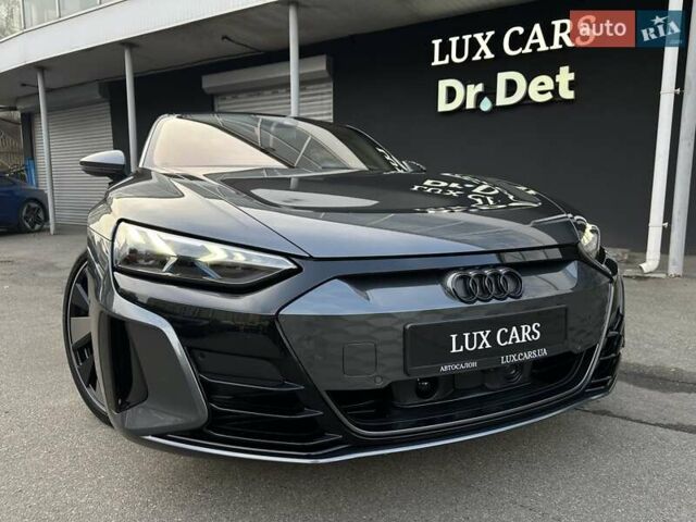 Сірий Ауді RS e-tron GT, об'ємом двигуна 0 л та пробігом 24 тис. км за 79900 $, фото 23 на Automoto.ua