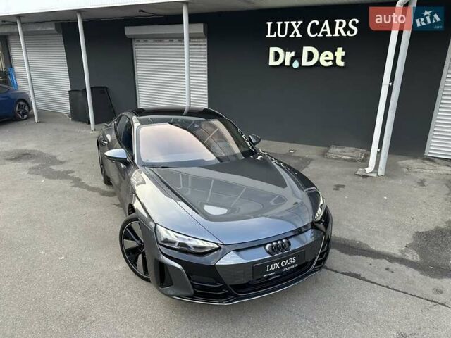 Сірий Ауді RS e-tron GT, об'ємом двигуна 0 л та пробігом 24 тис. км за 79900 $, фото 19 на Automoto.ua
