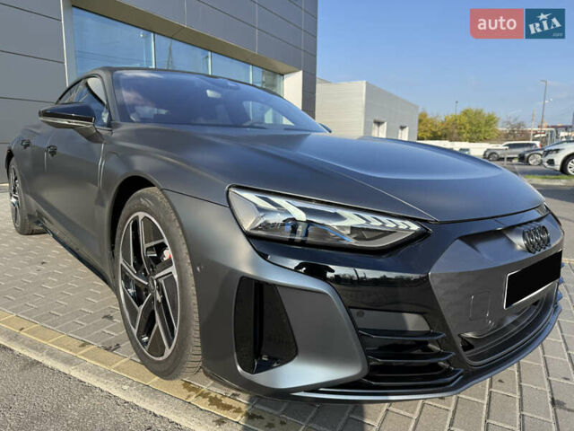 Ауді RS e-tron GT 2023 у Харкові на Automoto.ua Сірий Ауді RS e-tron GT, об'ємом двигуна 0 л та пробігом 11 тис. км за 98000 $, фото 11 на Automoto.ua