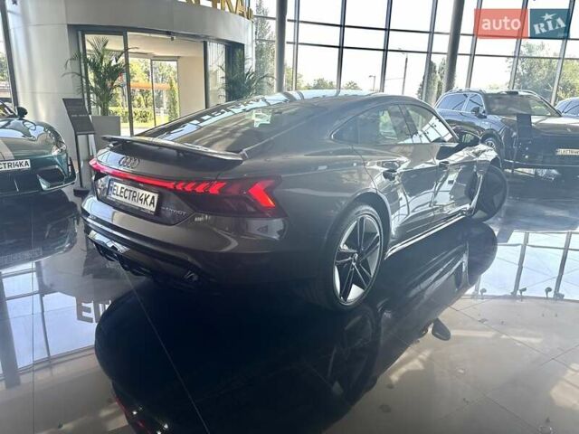 Сірий Ауді RS e-tron GT, об'ємом двигуна 0 л та пробігом 18 тис. км за 72500 $, фото 22 на Automoto.ua