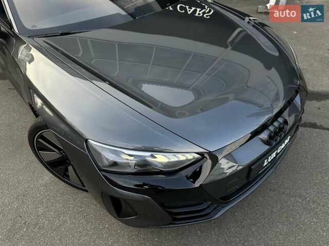 Сірий Ауді RS e-tron GT, об'ємом двигуна 0 л та пробігом 24 тис. км за 79900 $, фото 24 на Automoto.ua
