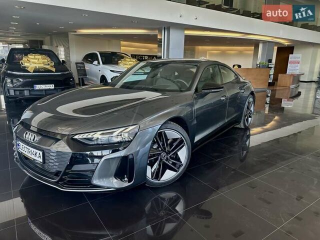 Сірий Ауді RS e-tron GT, об'ємом двигуна 0 л та пробігом 18 тис. км за 72500 $, фото 13 на Automoto.ua