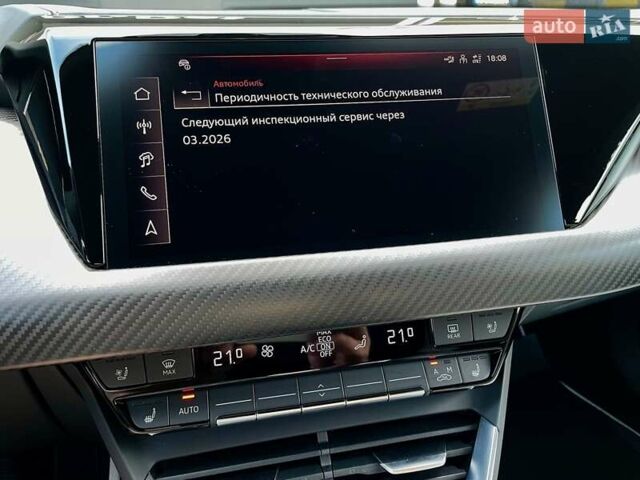 Сірий Ауді RS e-tron GT, об'ємом двигуна 0 л та пробігом 1 тис. км за 109900 $, фото 91 на Automoto.ua