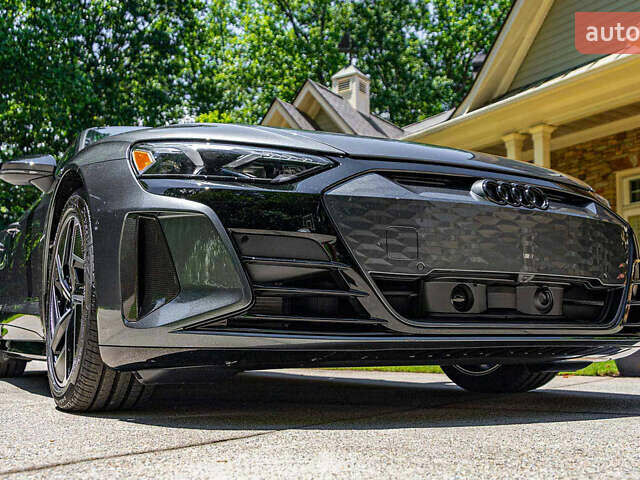 Сірий Ауді RS e-tron GT, об'ємом двигуна 0 л та пробігом 8 тис. км за 90000 $, фото 13 на Automoto.ua