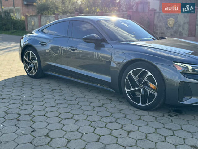 Серый Ауди RS e-tron GT, объемом двигателя 0 л и пробегом 8 тыс. км за 74000 $, фото 13 на Automoto.ua