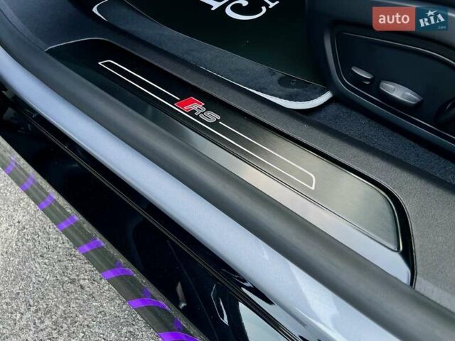 Сірий Ауді RS e-tron GT, об'ємом двигуна 0 л та пробігом 1 тис. км за 109900 $, фото 56 на Automoto.ua