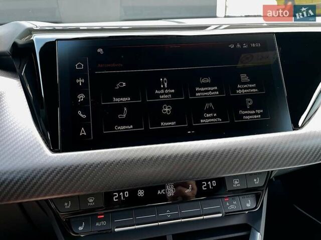 Сірий Ауді RS e-tron GT, об'ємом двигуна 0 л та пробігом 1 тис. км за 109900 $, фото 83 на Automoto.ua